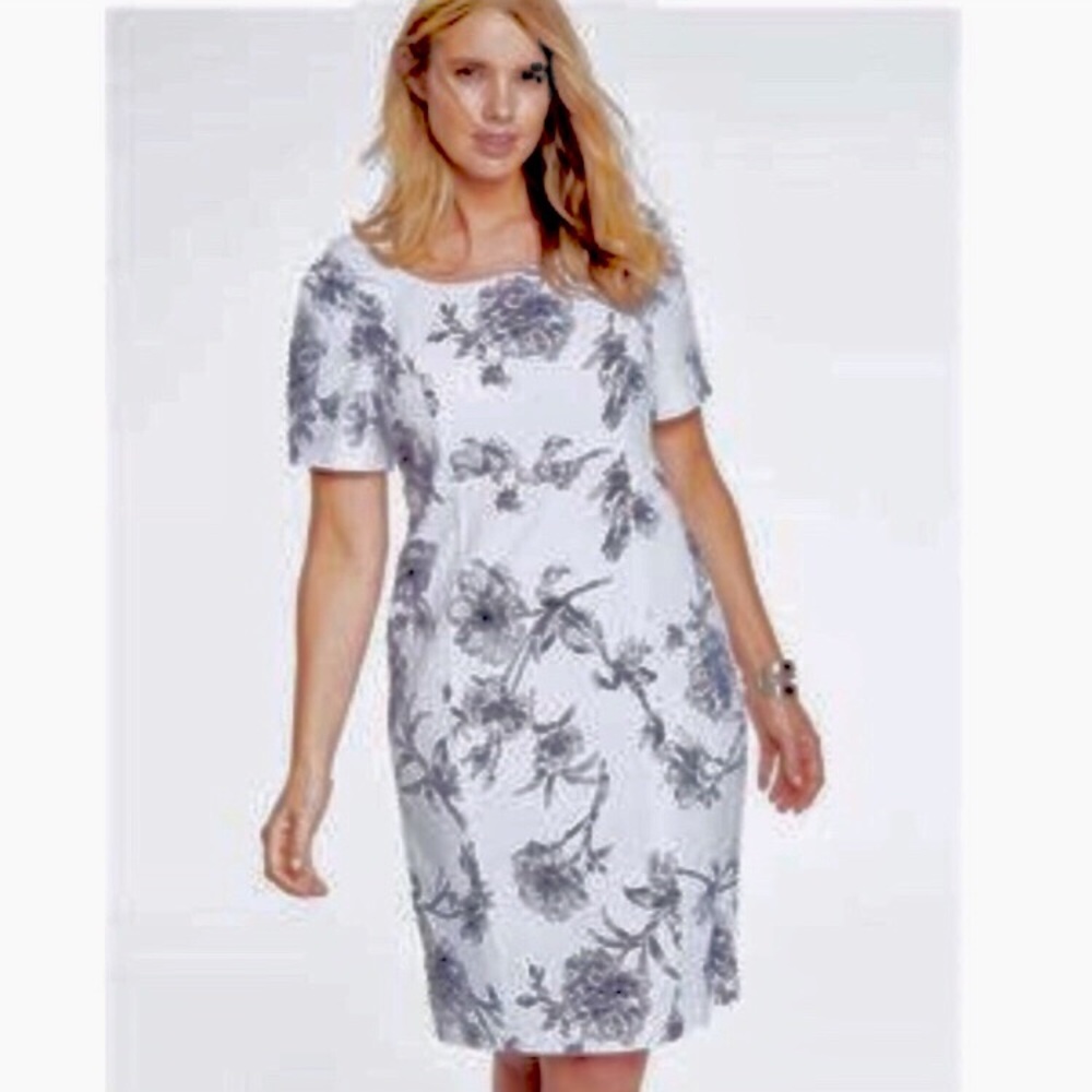 NWT white and black Sheath dress
